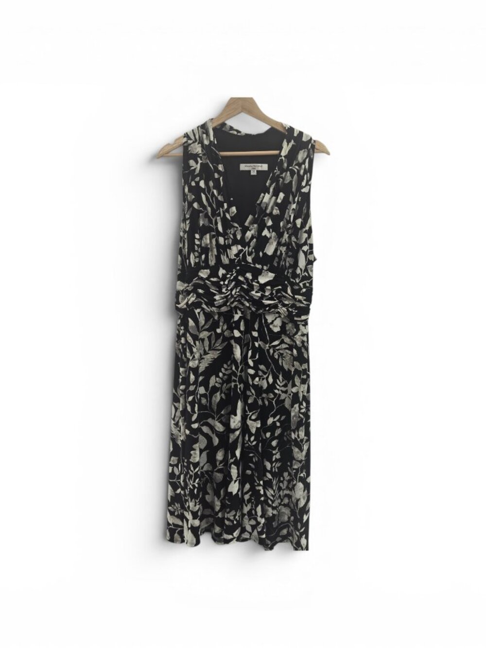 Evan Picone Black Cream Floral Sleeveless V-Neck Midi Dress Size 16W